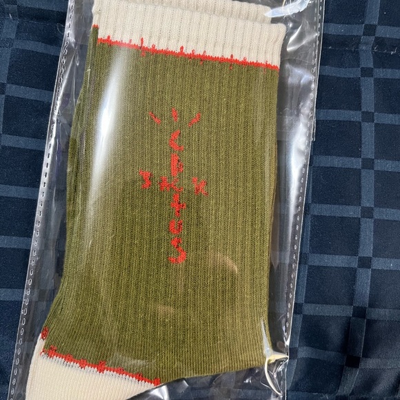 Cactus Jack, by Travis Scott socks olive cream with red cactus jack - Picture 3 of 5